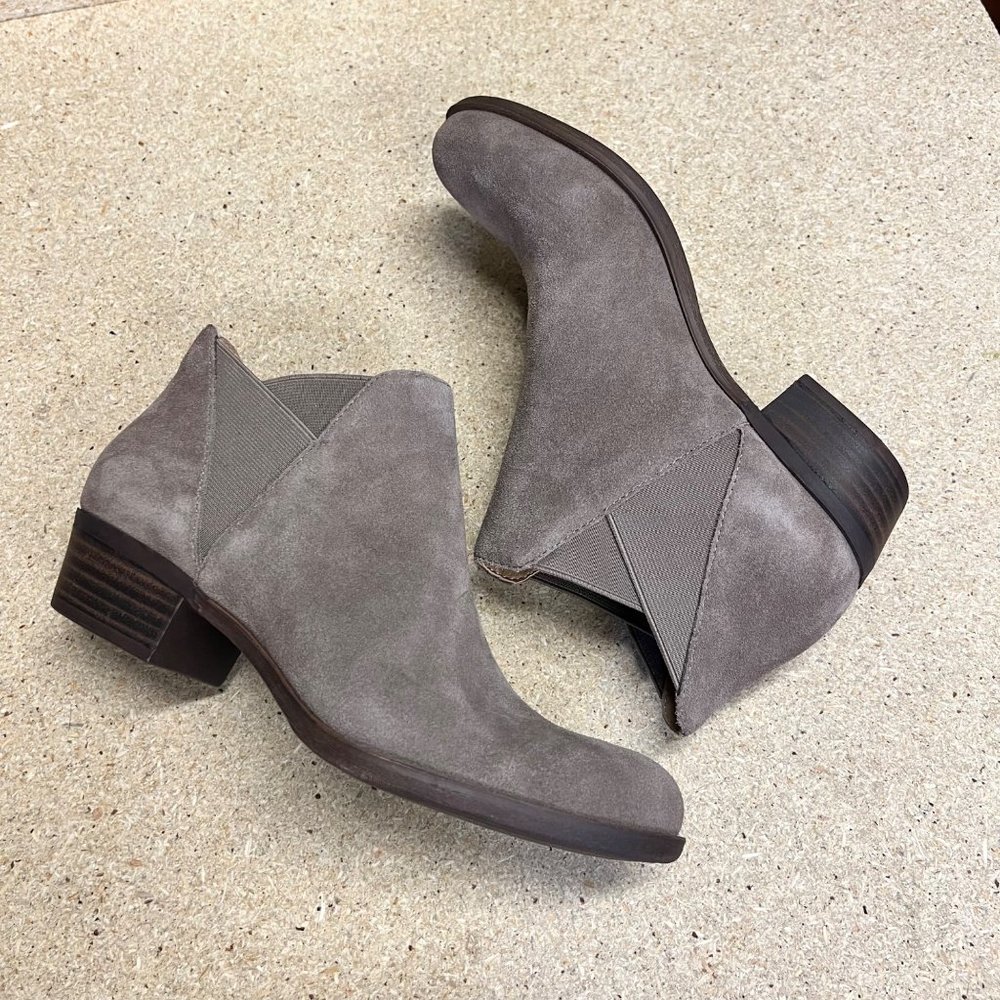 Lucky Brand Baqira womens booties‎ size 8